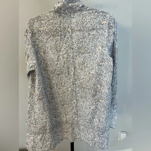 April Cornell button down shirt size medium - Picture 5 of 6